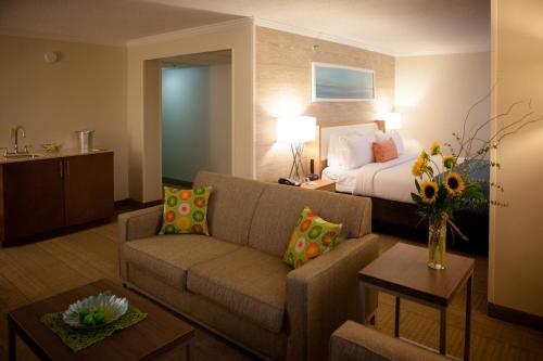 Holiday Inn Greenville, an IHG Hotel