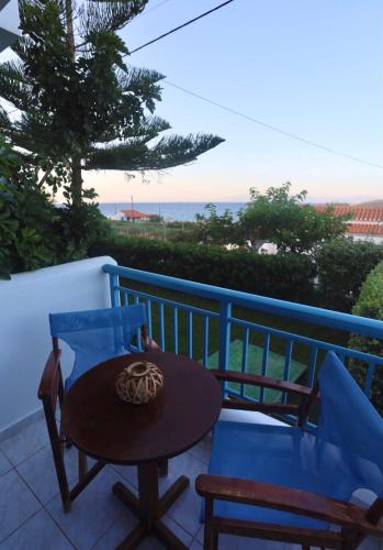  Athena Kythera in Dhiakofti