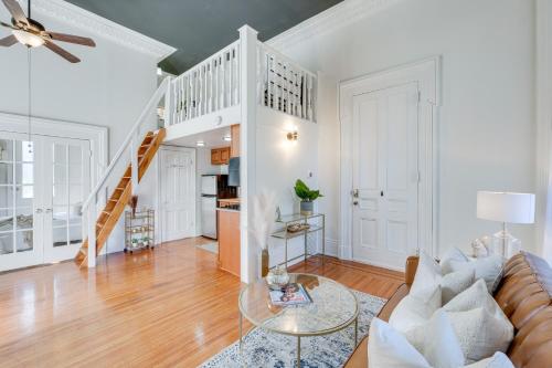 Historic New Albany Apartment ~ 6 Mi to Louisville in 新奧爾巴尼(IN)