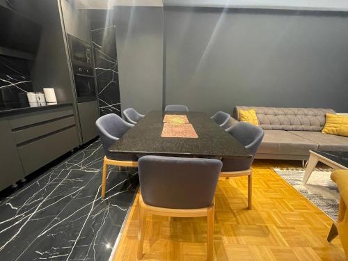 Sadržaji, Sonny Penthouse 1 in Gnjilane