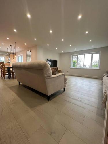 Amazing house sleeps 13