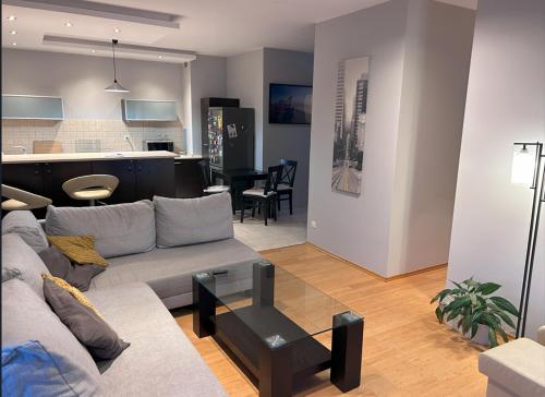 Apartament w Wesołej