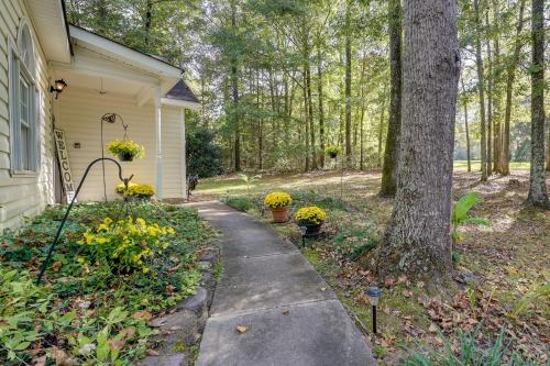 Pet-Friendly LaGrange Vacation Rental with Deck!