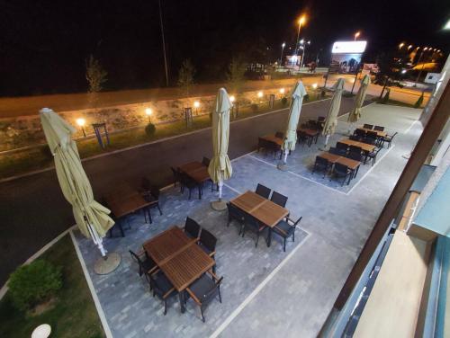 Central green - image 5