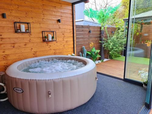 "Oasis of Peace Zagreb-Apartments" in ซาวิกา