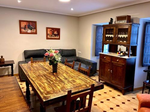 CASA NARCISA - Perfecta para familias y grupos - Valle del Silencio in Villanueva de Valdueza