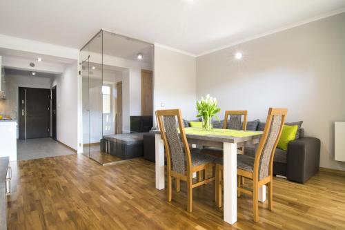 One-Bedroom Apartment with Sauna