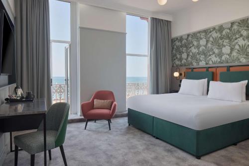 DoubleTree by Hilton Brighton Metropole - image 5