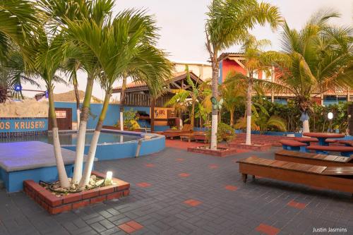 Vista exterior, Nos Krusero Apartments in Westpunt