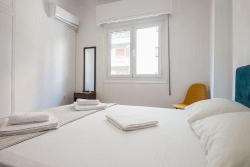 Athens Divas Familia Suite, Athens