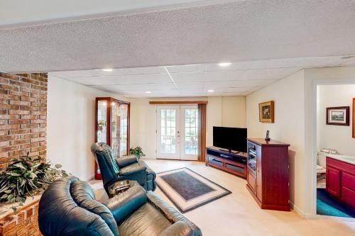 CJ Estates in Waldorf, USA