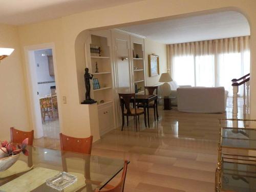 Casa junto al mar, piscina privada, mascotas y playa canina, WiFi gratis - ES-184-15 in Riumar