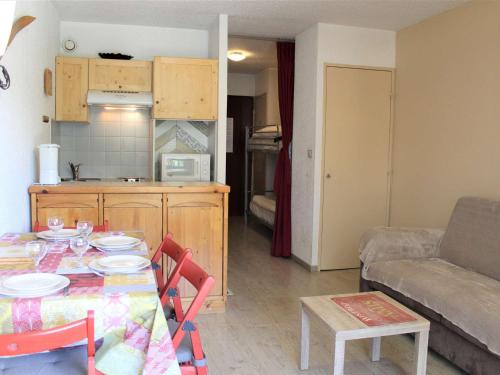 Appartement Vars, 1 pièce, 4 personnes - FR-1-330B-211 Vars