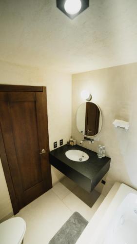 Puerta Vieja Hostel – San Cristobal, SC