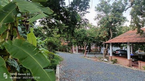 Homestay Me Khang 2 near Na Na Banana Che