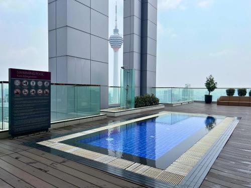 Yemala Suites at Platinum KLCC - 수영장