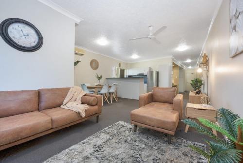 2 bed unit in South Townsville