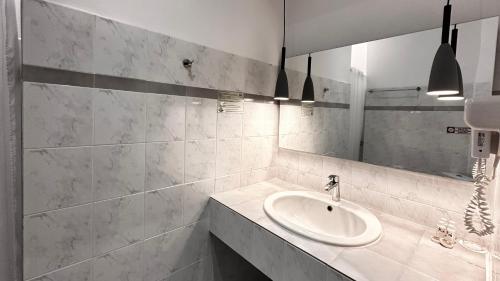 Chryssi Akti, Sure Hotel Collection in Batsi