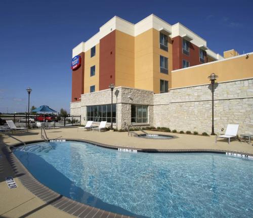 View, Fairfield Inn & Suites by Marriott Dallas Plano/The Colony in The Colony