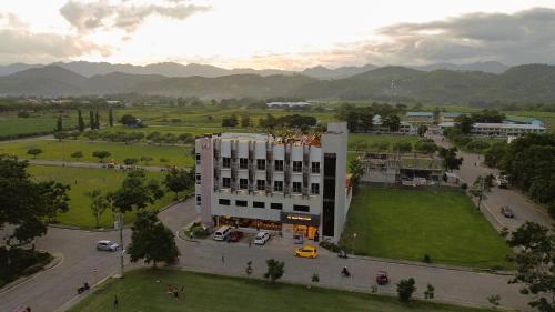 . Ma. Awani Hotel & Suites