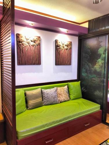 One Oasis A14 Shortwalk to Sm City Davao + free wifi+ Netflix near Liza's Ihaw-Ihaw