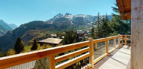 Surplombant la station de ski des 2 Alpes, séduisez avec une vue imprenable