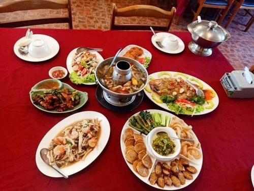 ร้านอาหารGoodView Nan&HOTEL in مركز مدينة نان