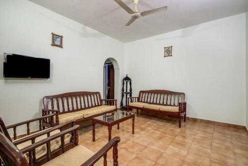 OYO Pravin Holiday Homes