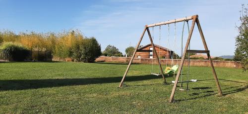 Gîte en Lot-et-Garonne avec piscine et jardin de 6000m2