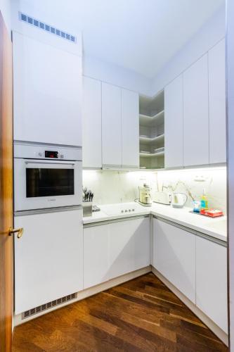 Bellevue Apartment, Prague (photo 8)