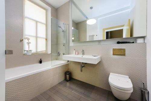Bellevue Apartment, Prague (photo 7)