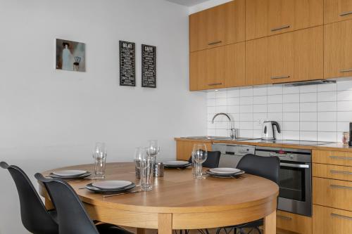 Baldursbrá Apartment by Heimaleiga - image 4