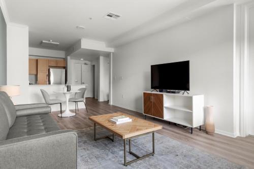 Hollywood 1BR w Gym Pool nr Hollywood Blvd LAX-232, Los Angeles (fotografie 2)