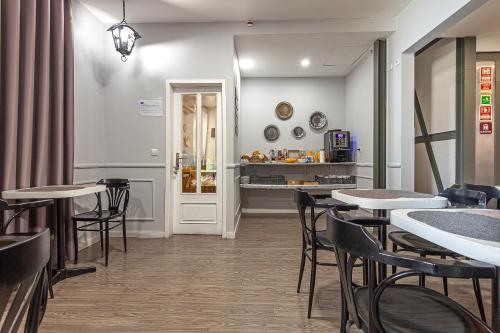 Guest House Porto Clerigus - image 11