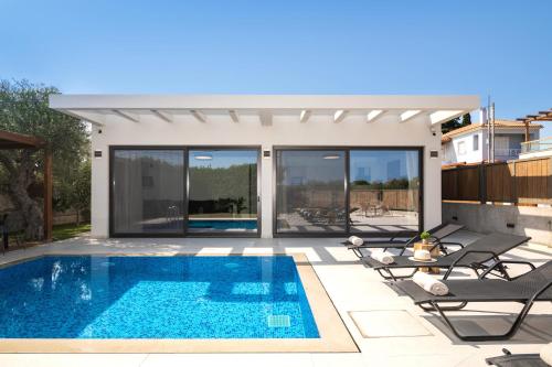 Oresteia Exclusive Villa, a Sublime Retreat, By ThinkVilla – khách sạn tại Tragaki