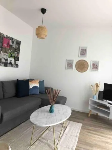 Moderne Neue 2 Zimmer Wohnung in Uetersen, Deutschland