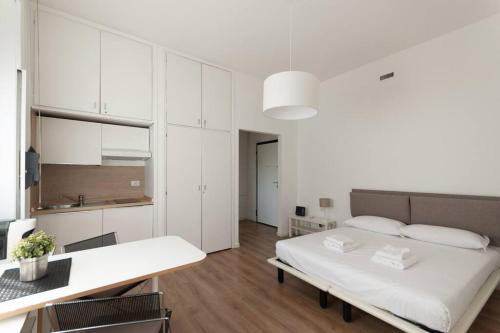 Youhosty - Garibaldi72, Novara