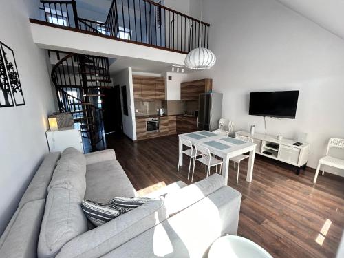 Apartamenty Baltyckie - Bulwar Portowy - widok na port, centrum, najlepsza lokalizacja w Ustce - Ustka