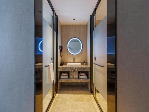 Thank Inn Linyi Jiaxing Fruit Market photo 3