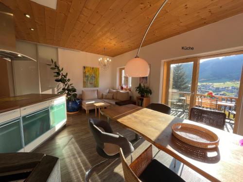 *Panorama Chalet Sonnberg* Gartensauna Balkon Dachterrasse