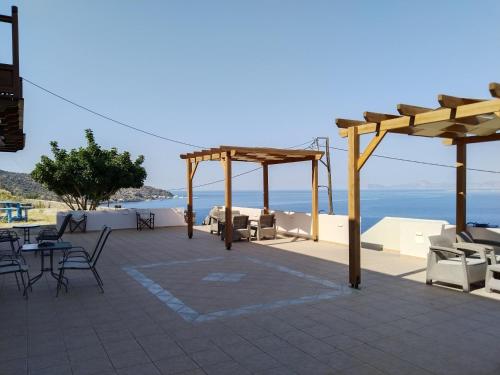 Astradeni luxury apartments Kratir in Emporios (Dodecanese)