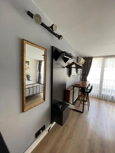Double Room with Terrace image 10