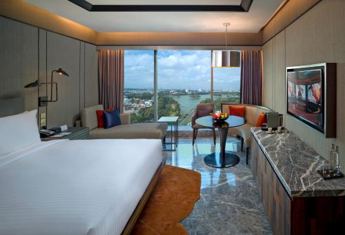 room detail thumbnail 0