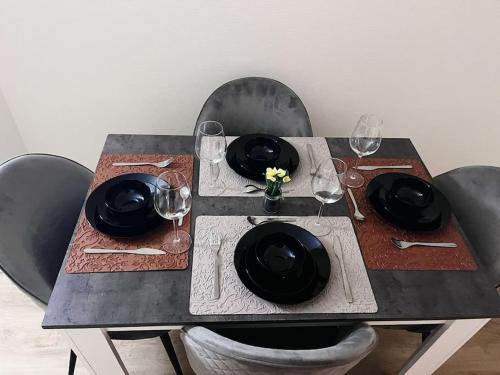 Logement entier chambre+salon + jardin & terrasse in 於利斯