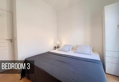 Three-Bedroom Apartment image 5