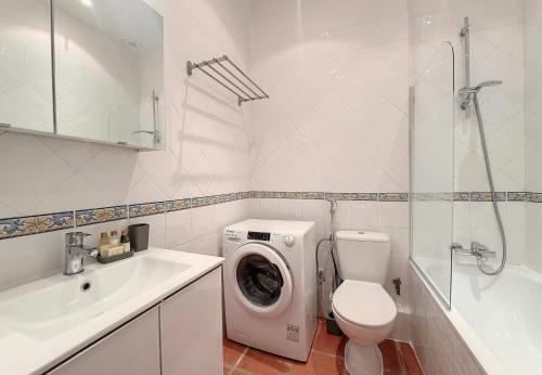 Two-Bedroom Apartment image 2