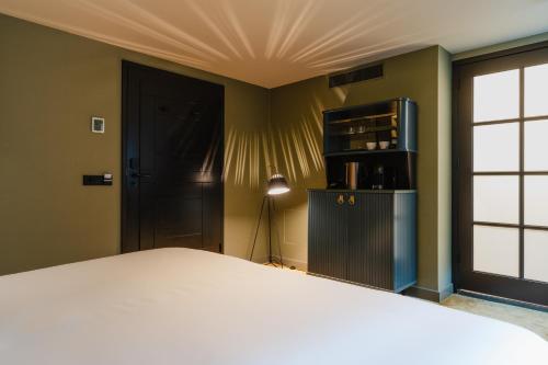 Hotel Mai Amsterdam - main image