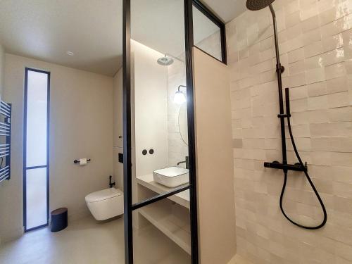 Nestor&Jeeves - RIVIERA - Central - Near Beach - image 3