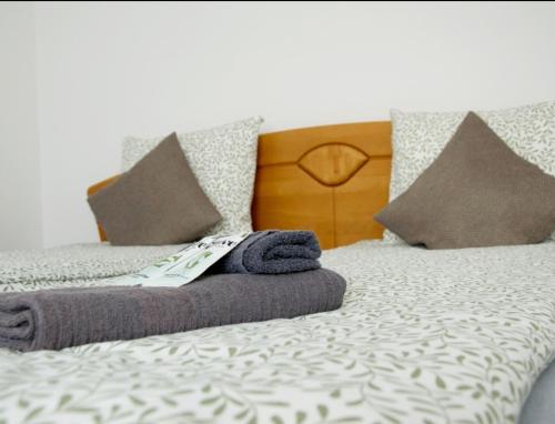1 queen bed