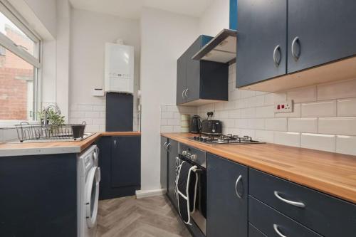 Comfortable Teesside House With On Street Parking